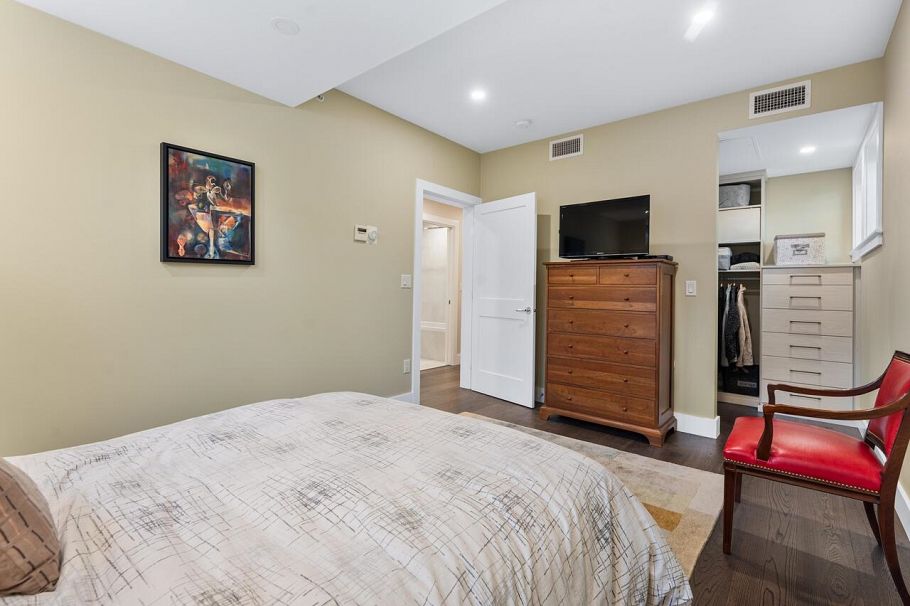 2898 Yukon Street Vancouver, BC - 28