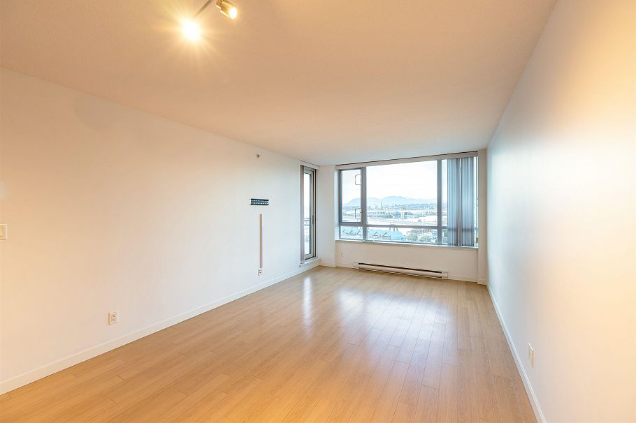 808 3333 Corvette Way Richmond, BC - 7