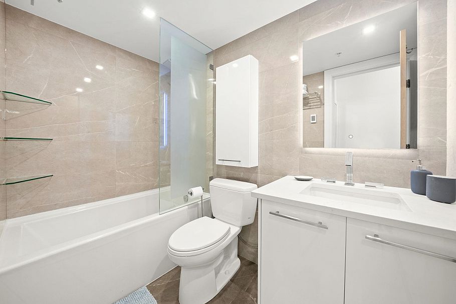 3705 928 Beatty Street Vancouver, BC - 8