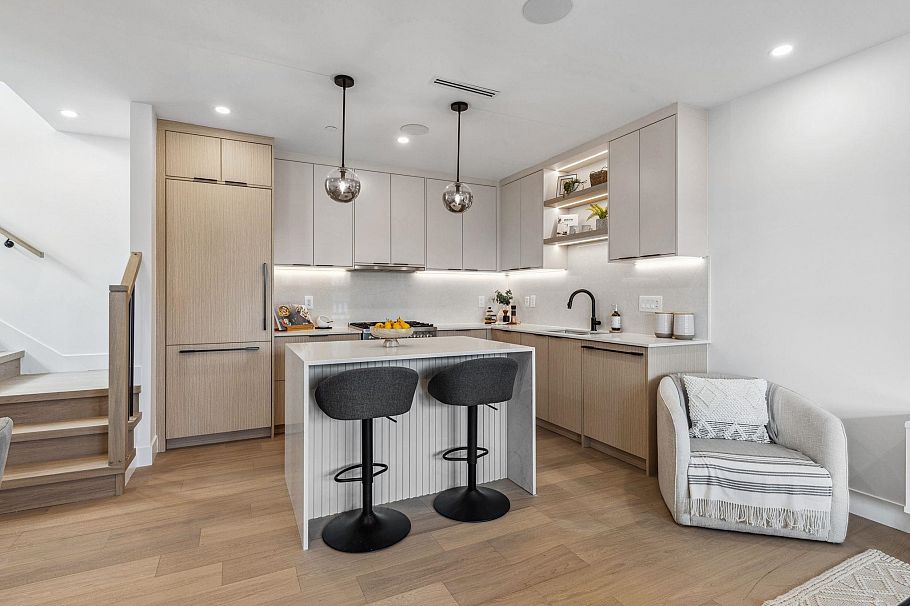 3381 Victoria Drive Vancouver, BC - 14