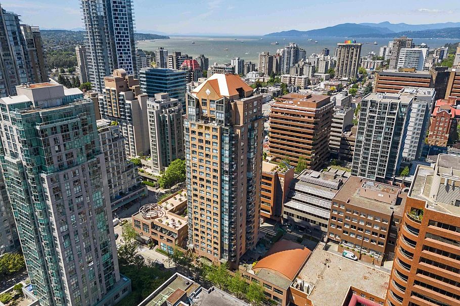 2602 1189 Howe Street Vancouver, BC - 39