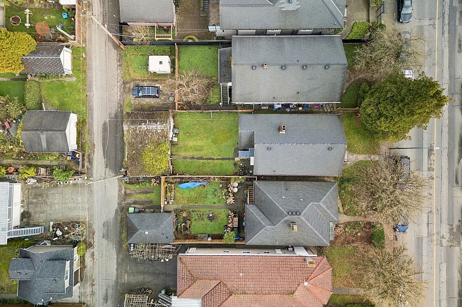 4928 Earles Street Vancouver, BC - 8