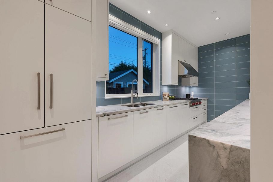 1 2128 W 21st Avenue Vancouver, BC - 14