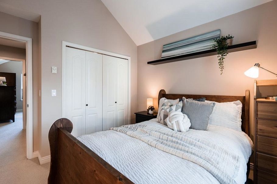 9 2688 Mountain Highway North Vancouver, BC - 36