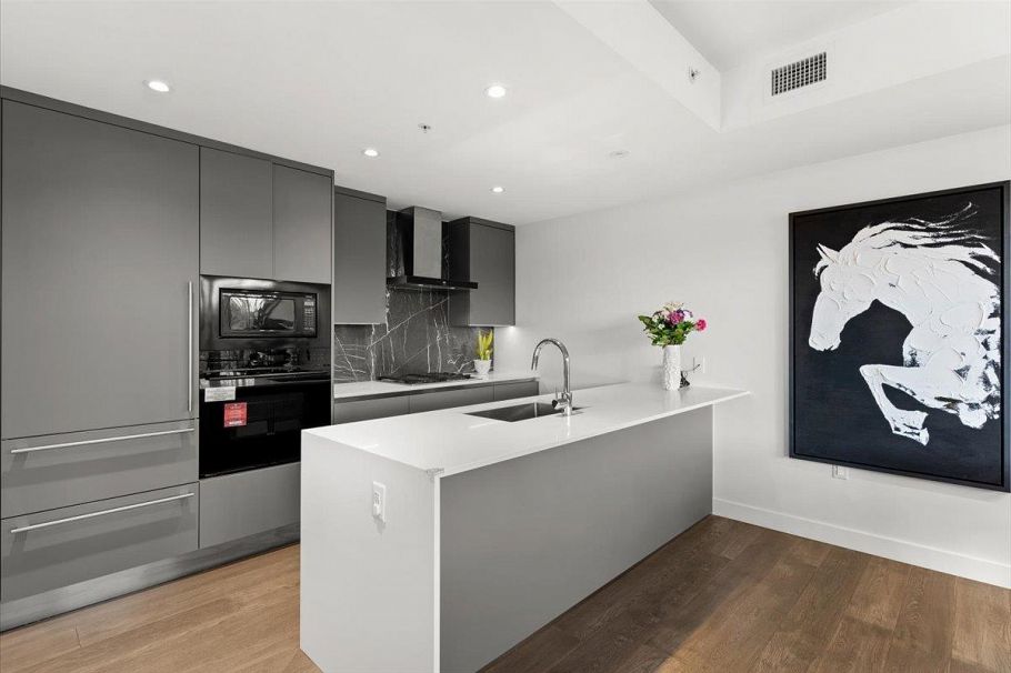 304 717 W 17th Avenue Vancouver, BC - 8