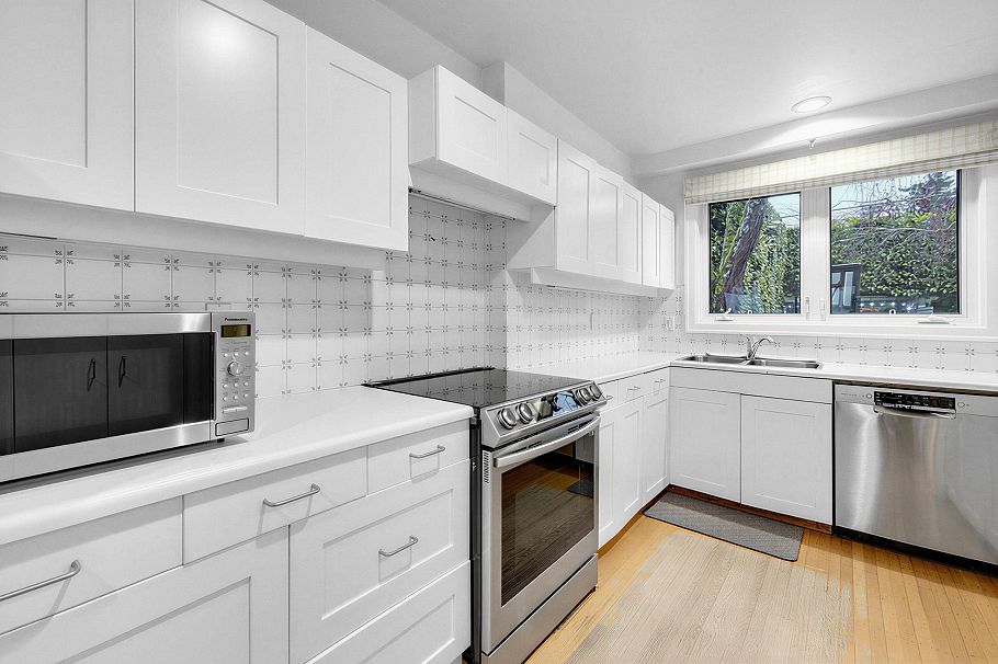 3131 Point Grey Road Vancouver, BC - 8