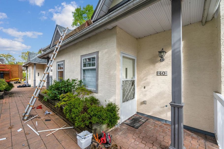 40 6511 Chambord Place Vancouver, BC - 23