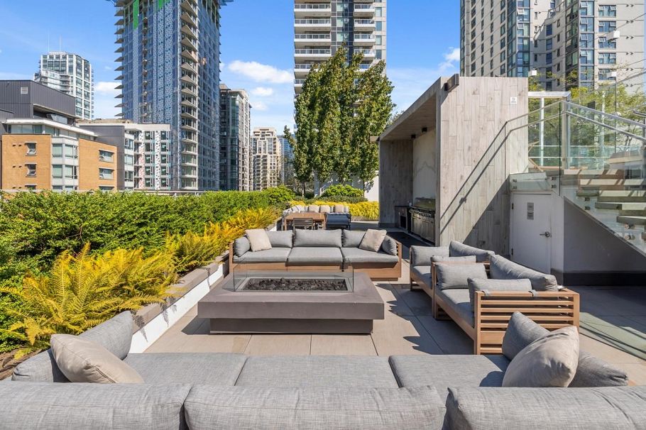 201 499 Pacific Street Vancouver, BC - 29