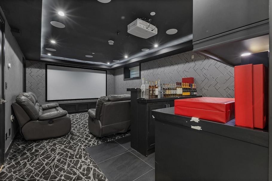 1412 E 63rd Avenue Vancouver, BC - 21