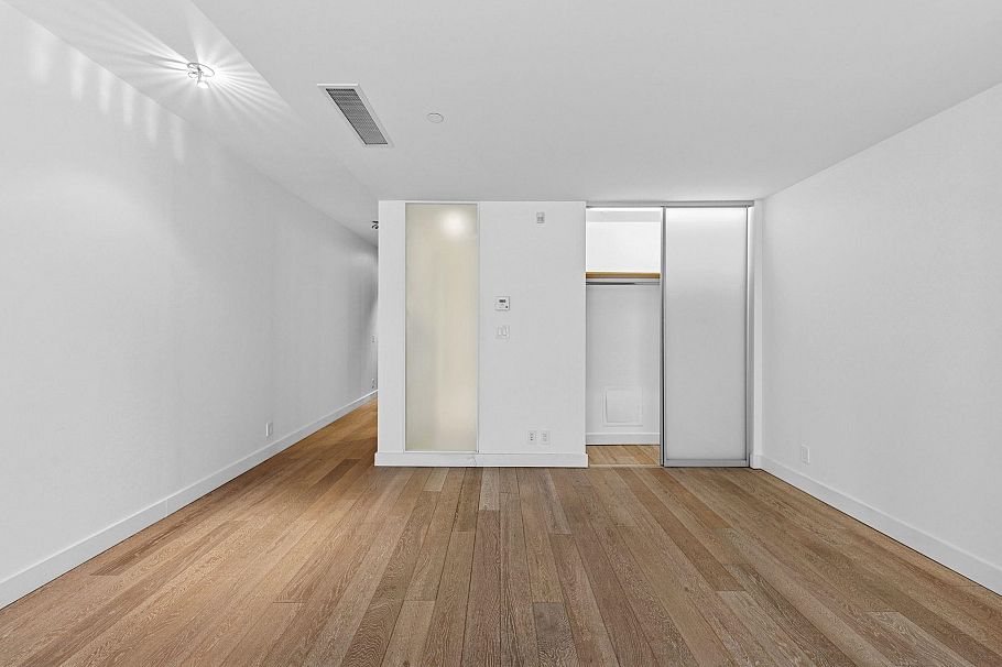 206 1477 W Pender Street Vancouver, BC - 11