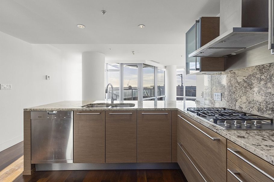 3308 1111 Alberni Street Vancouver, BC - 27