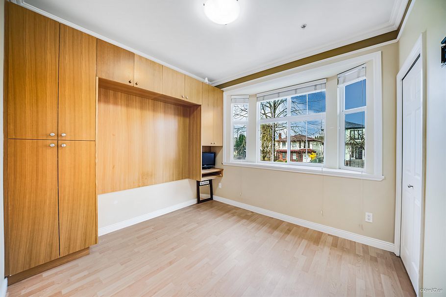 742 E 51st Avenue Vancouver, BC - 21