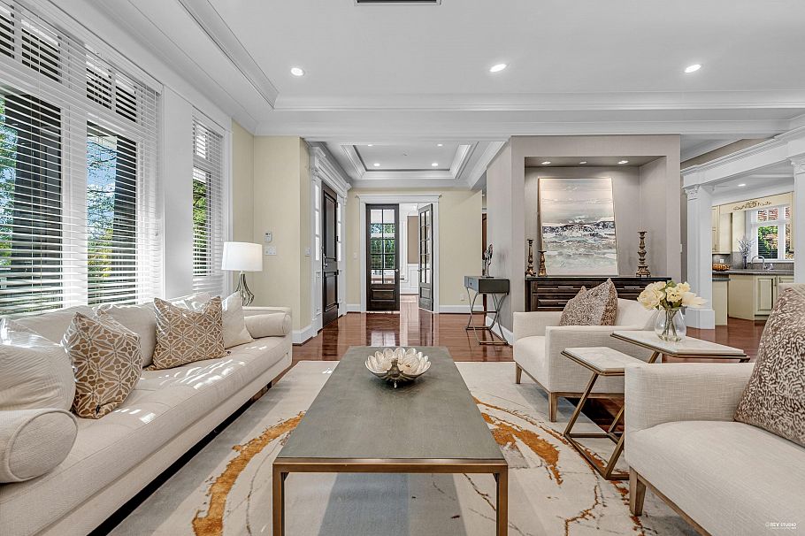 2069 W 28th Avenue Vancouver, BC - 8