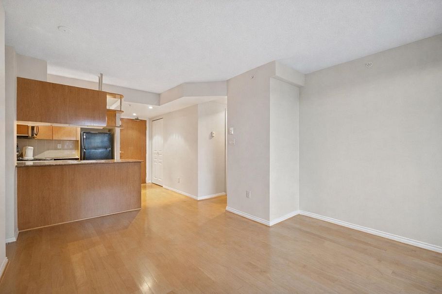 2602 1189 Howe Street Vancouver, BC - 15