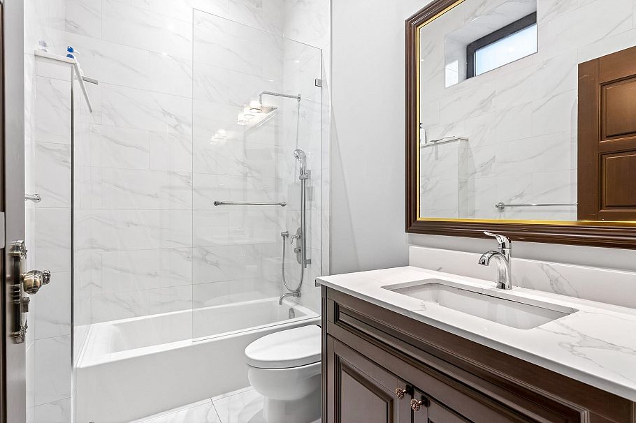 4908 Marguerite Street Vancouver, BC - 30