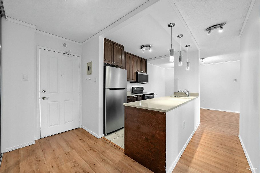 707 2008 Fullerton Avenue North Vancouver, BC - 5