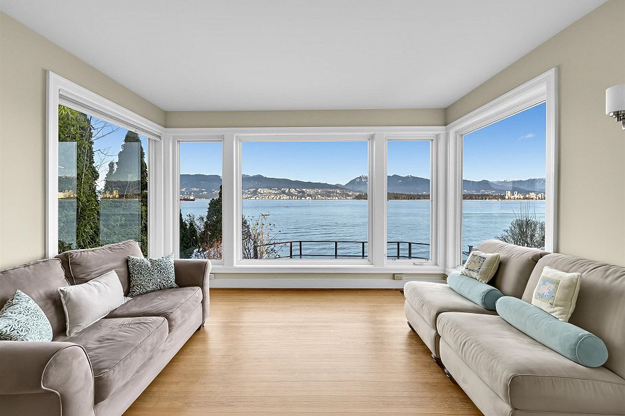 3131 Point Grey Road Vancouver, BC - 3