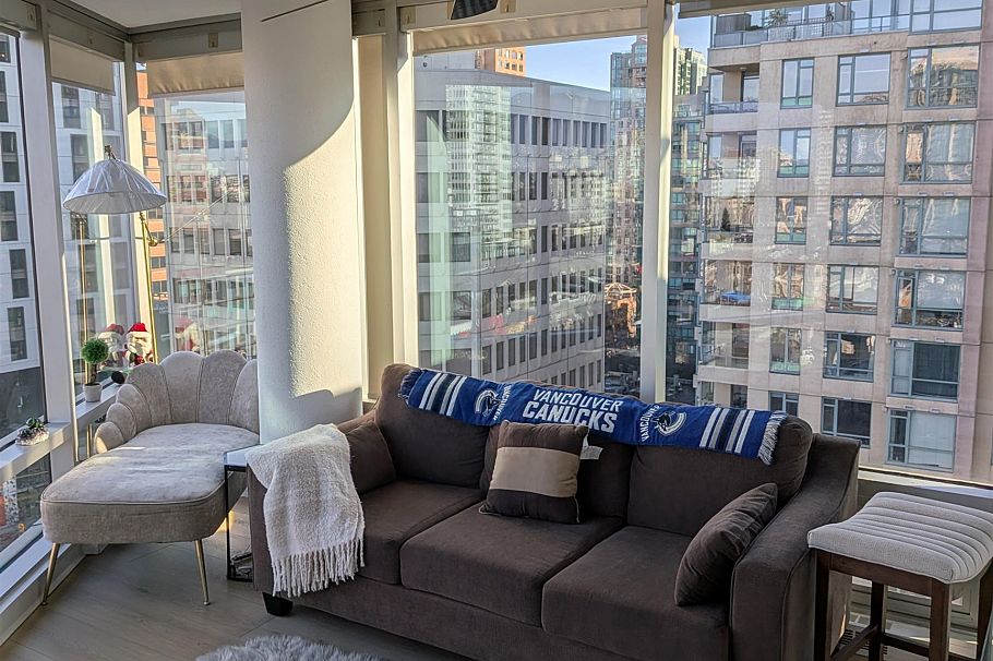 1202 1003 Burnaby Street Vancouver, BC - 9