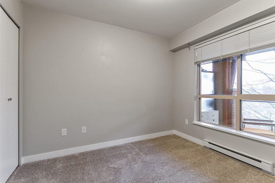 310 1633 Mackay Avenue North Vancouver, BC - 18