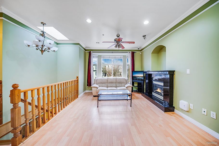 742 E 51st Avenue Vancouver, BC - 6