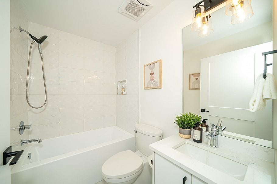 1924 William Street Vancouver, BC - 32