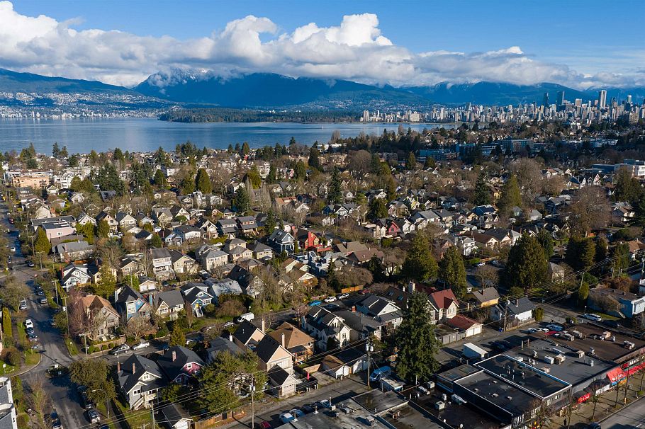 3260 W 8th Avenue Vancouver, BC - 35