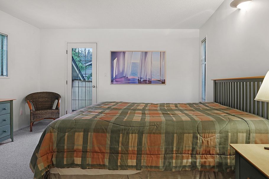 976 Prospect Avenue North Vancouver, BC - 24