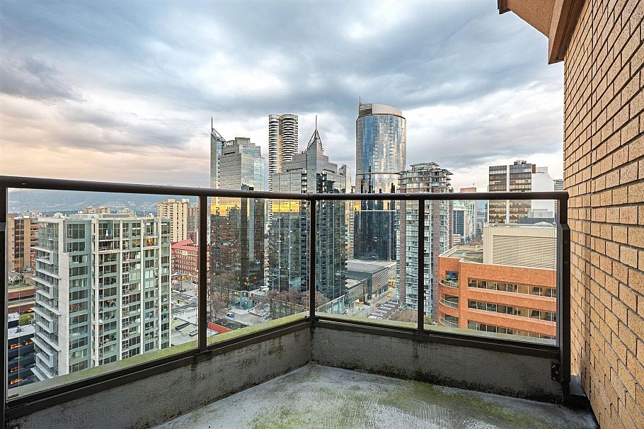 2602 1189 Howe Street Vancouver, BC - 27