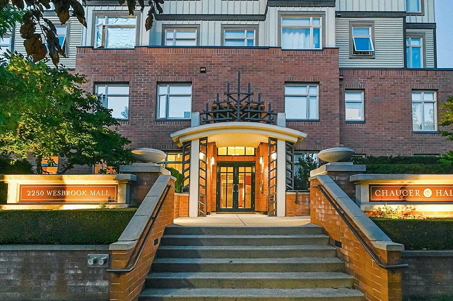 212 2250 Wesbrook Mall Vancouver, BC - 1