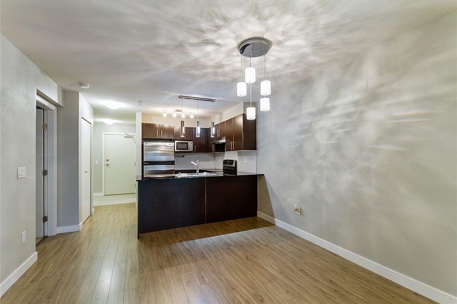 310 1633 Mackay Avenue North Vancouver, BC - 5