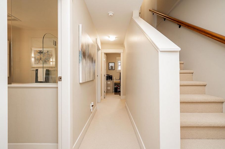 5946 Oak Street Vancouver, BC - 29