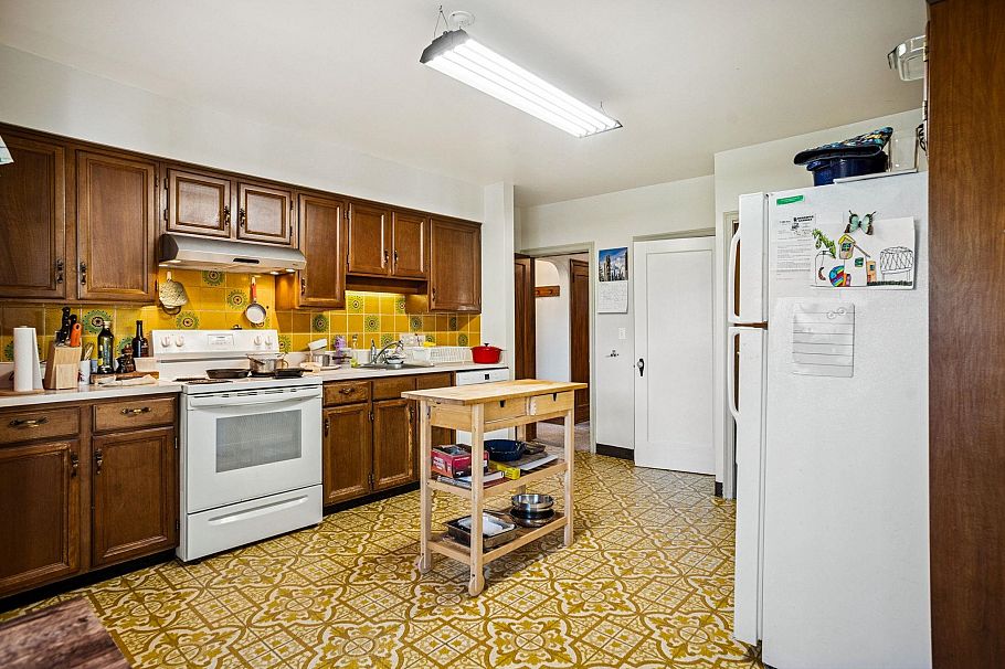 475 W 27th Avenue Vancouver, BC - 15