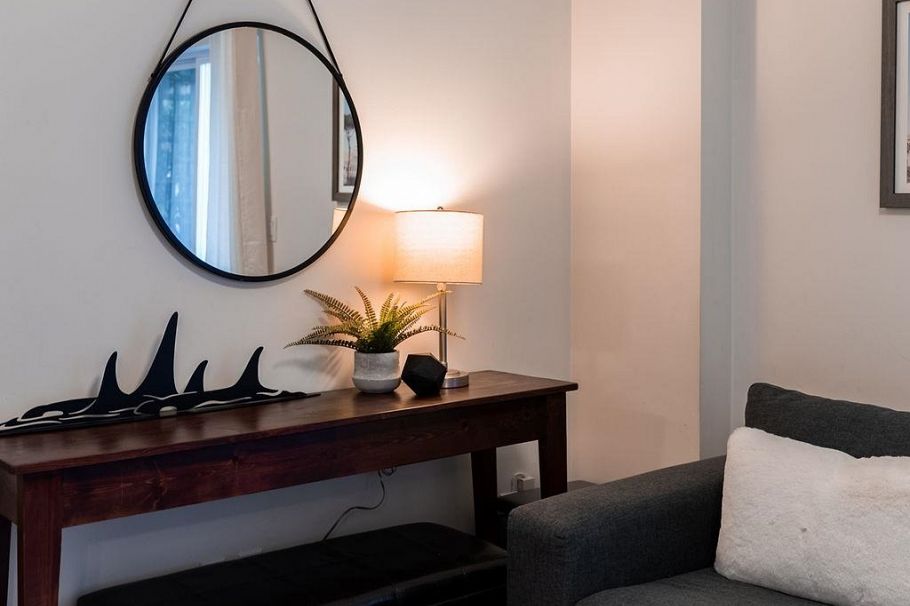 9 2688 Mountain Highway North Vancouver, BC - 24