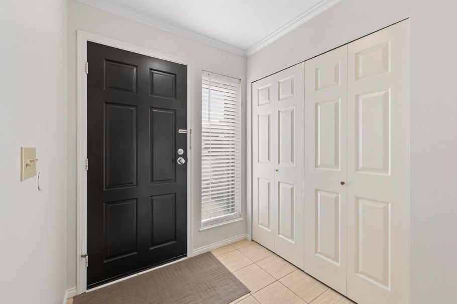 912 Roche Point Drive North Vancouver, BC - 3