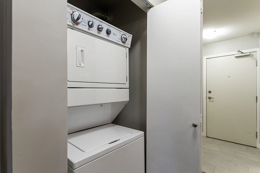 310 1633 Mackay Avenue North Vancouver, BC - 20