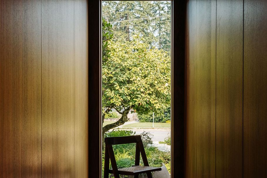 1295 W Keith Road North Vancouver, BC - 5