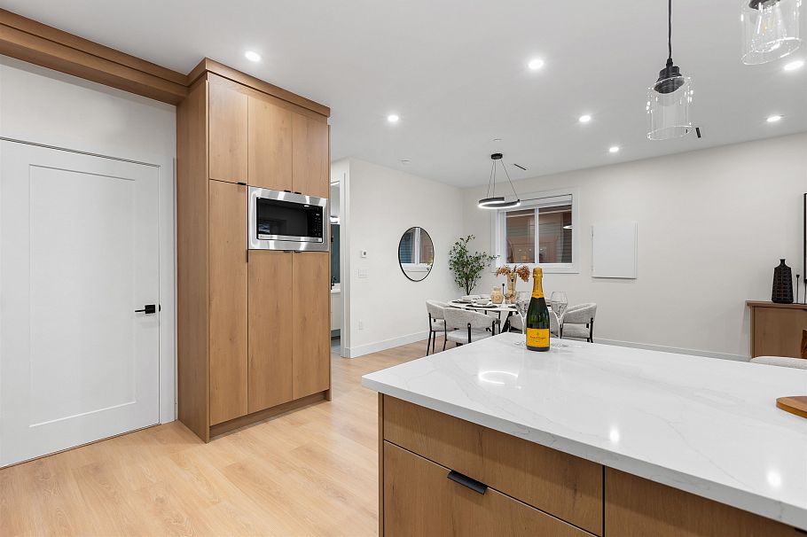 3 435 E 47th Avenue Vancouver, BC - 6