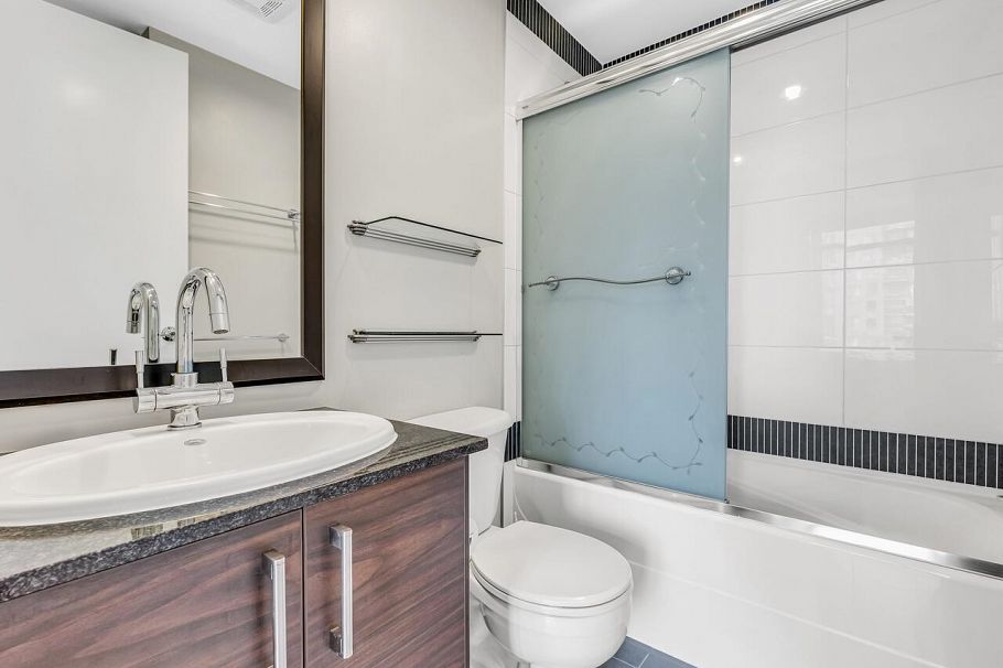 2006 2345 Madison Avenue Burnaby, BC - 24