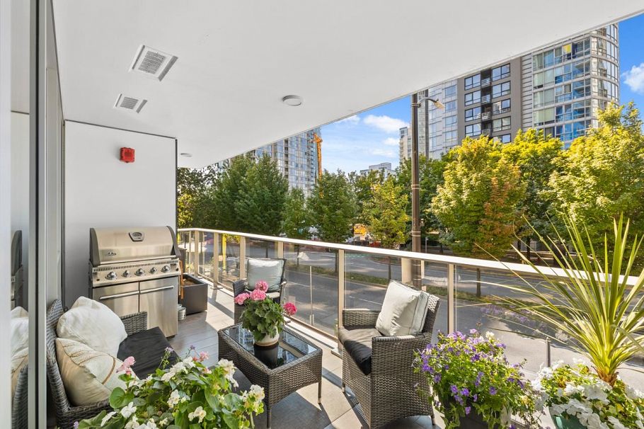 201 499 Pacific Street Vancouver, BC - 24