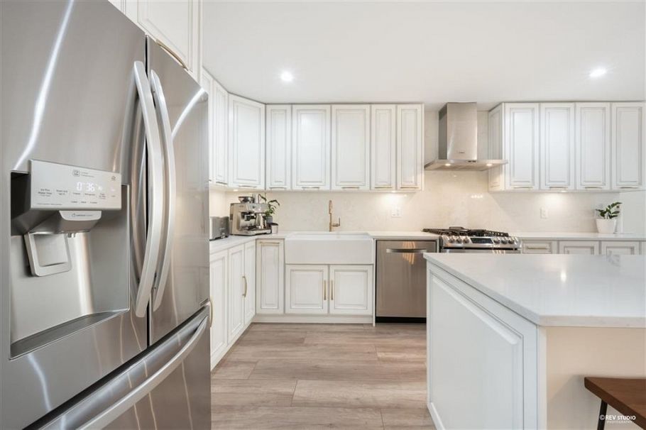 510 25th  W Street North Vancouver, BC - 29