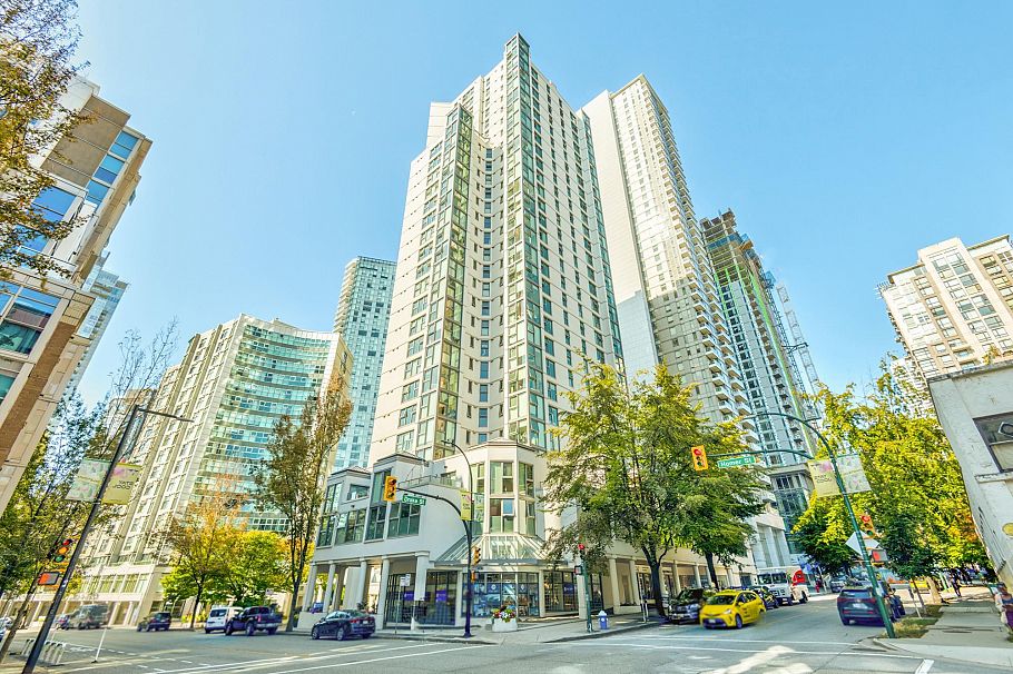 502 1323 Homer Street Vancouver, BC - 1