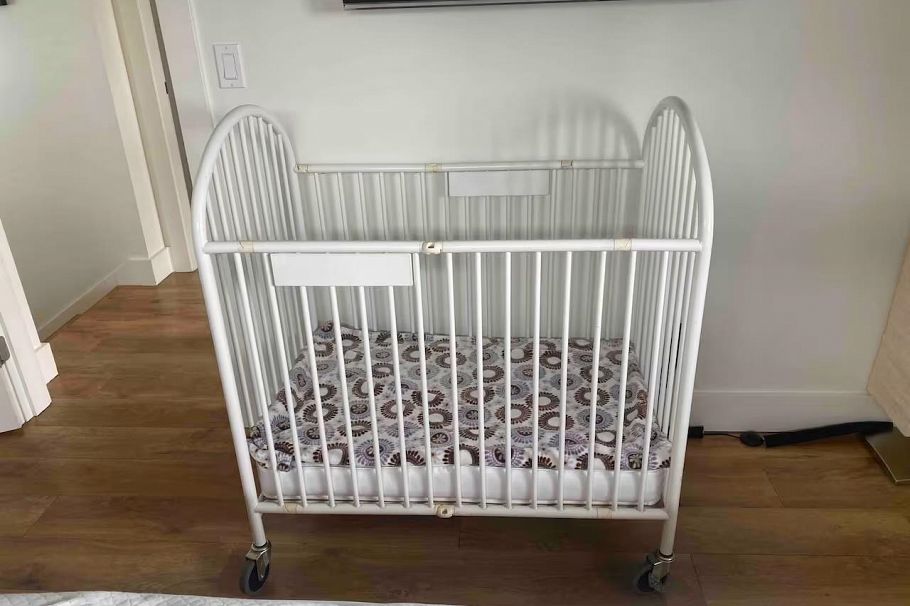 A015 415 Esplanade Avenue North Vancouver, BC - 21