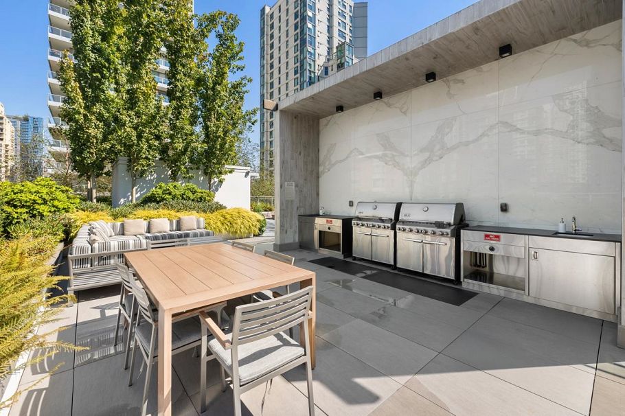 201 499 Pacific Street Vancouver, BC - 30