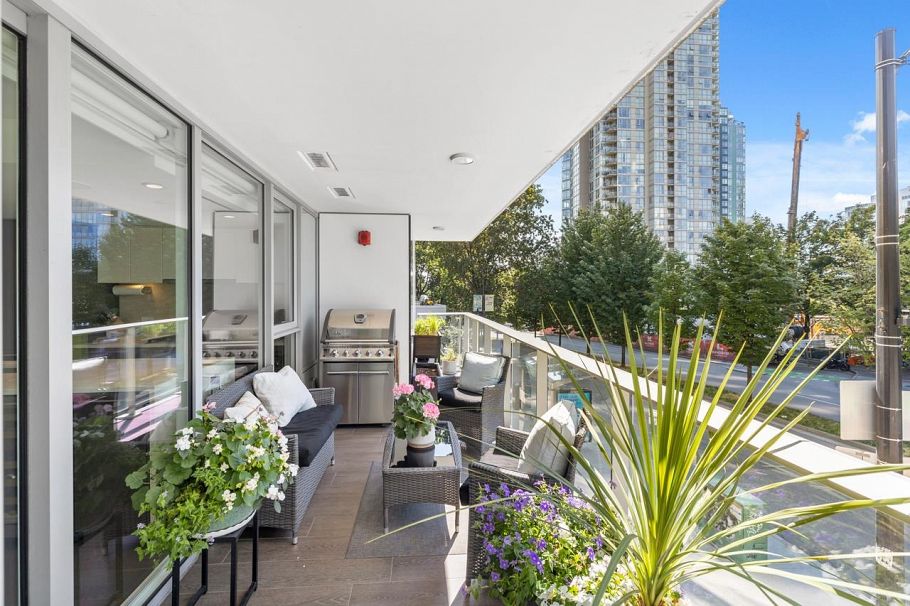 201 499 Pacific Street Vancouver, BC - 25