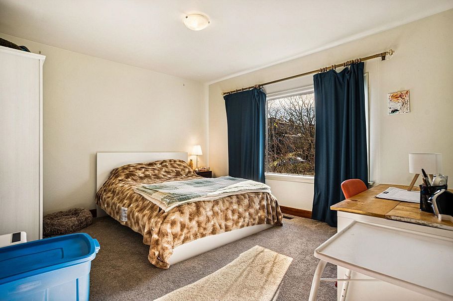 475 W 27th Avenue Vancouver, BC - 17