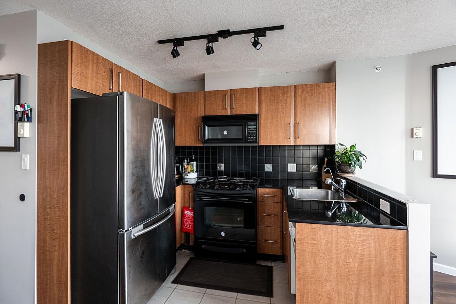 2610 501 Pacific Street Vancouver, BC - 9