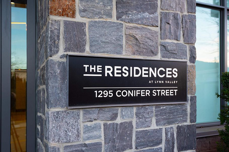 105 1295 Conifer Street North Vancouver, BC - 36