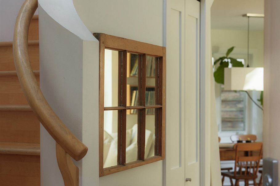 3260 W 8th Avenue Vancouver, BC - 3