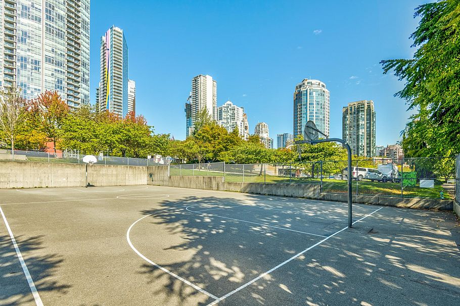 502 1323 Homer Street Vancouver, BC - 36