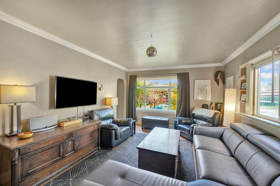 2150 Nanaimo Street Vancouver, BC - 11